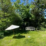Historic Summer House With Sea Views In Kikhavn Tatil Evi