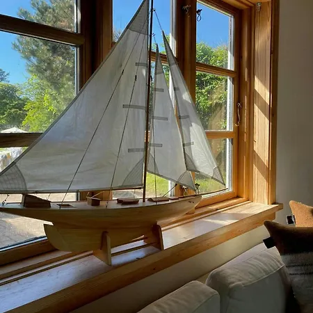 Historic Summer House With Sea Views In Kikhavn Hundested